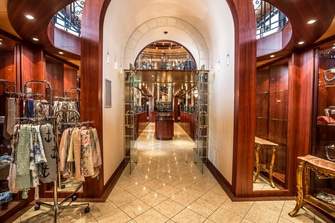 Viva Cruises Swiss Ruby - Lobby.jpg